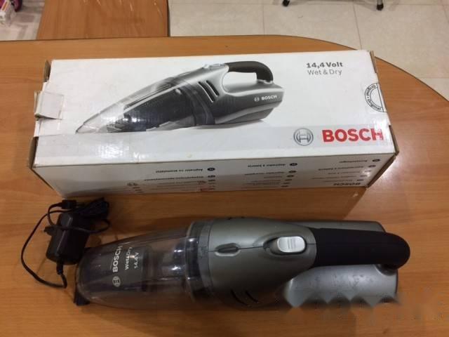 Máy hút bụi ô tô Bosch BKS4043. (Ảnh: onbuy.vn)