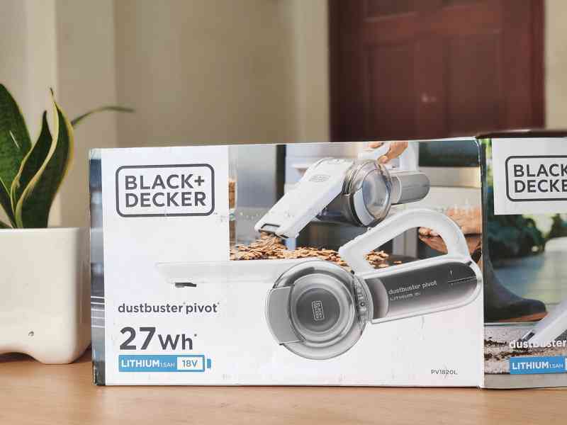 Máy hút bụi ô tô Black & Decker PV1820L-B1. (Ảnh: tiki.vn)