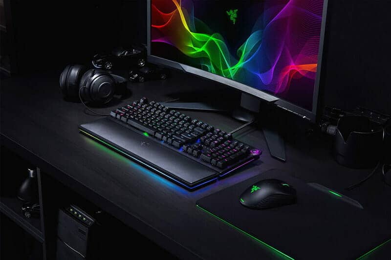 Với Razer Huntsman Elite, bạn sẽ được trải nghiệm những điều tuyệt vời nhất