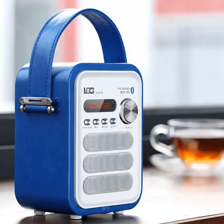 Luôn bật radio tiếng Anh cho bé khi bé đang chơi