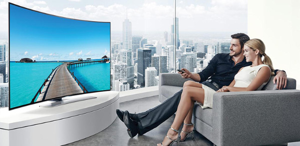 Khi mua tivi cho gia đình, bạn nên cân nhắc về nhu cầu sử dụng và kinh tế để chọn mua sản phẩm phù hợp. (Nguồn: cdn.pico.vn)