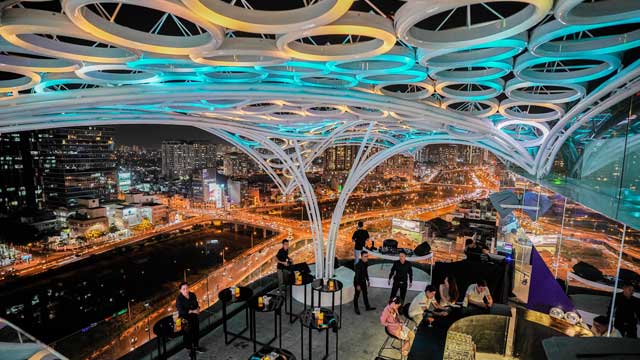 EPIC Sky Lounge nằm trong Top Ladies Night Saigon đỉnh nhất. 