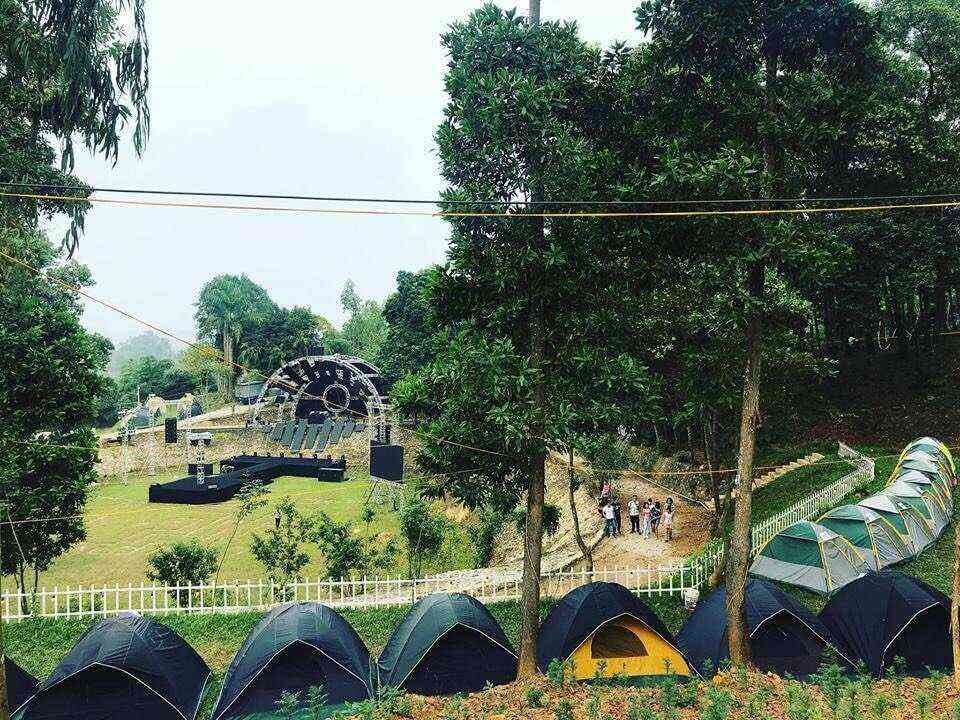 Sơn Tinh Camp là địa điểm cắm trại gần Hà Nội được rất nhiều bạn trẻ ưa thích 