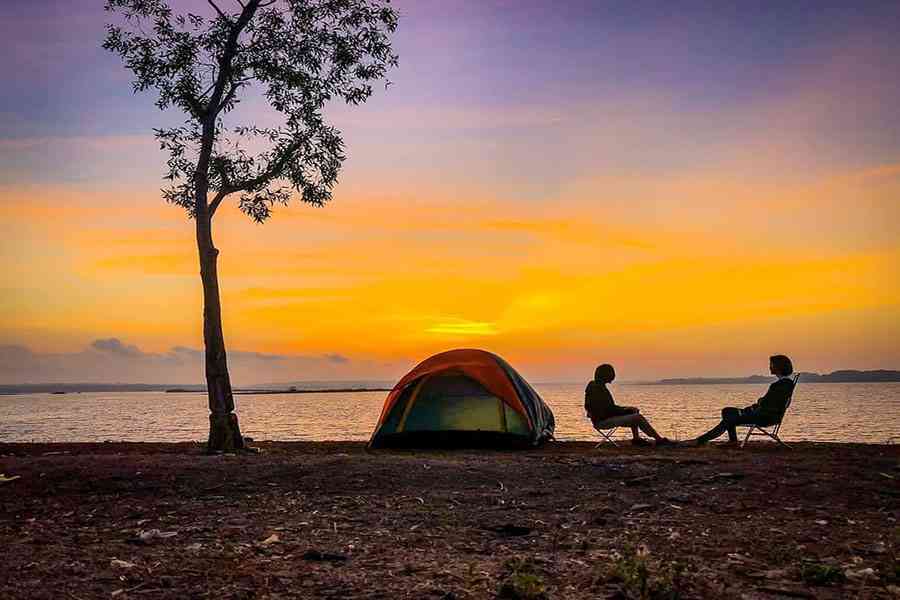 Hồ Trị An là một trong những địa điểm picnic ở Sài Gòn đáng trải nghiệm nhất.