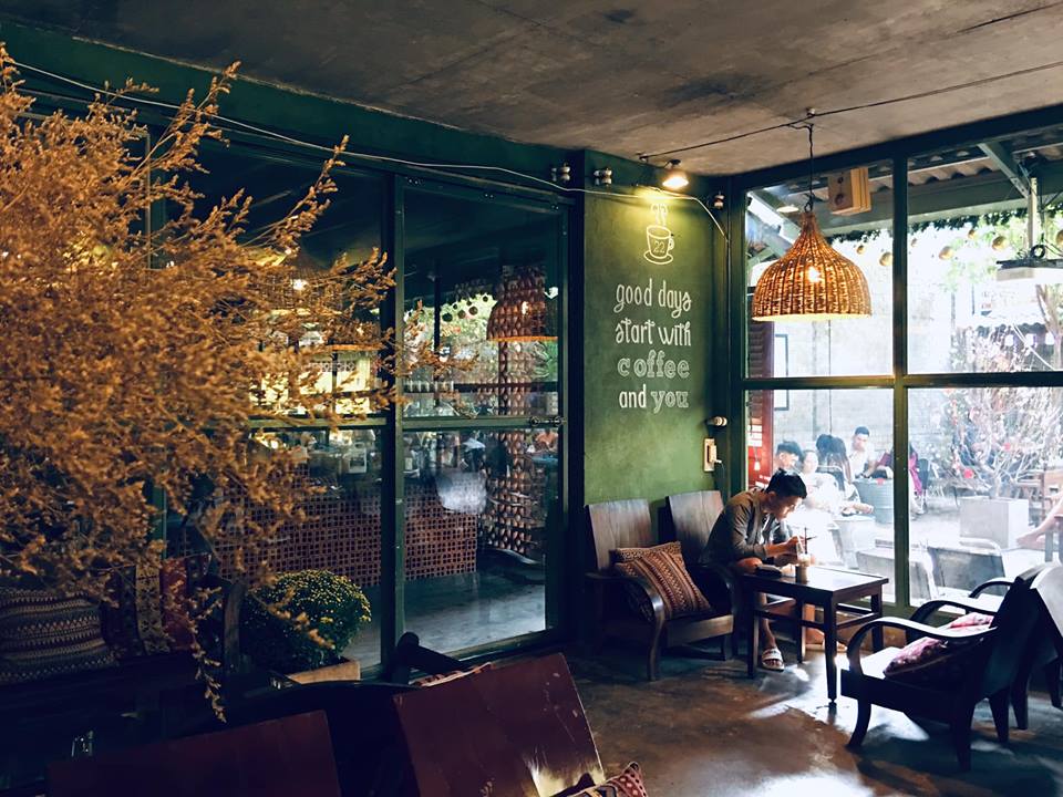 Bật mí những quán cafe 24h Quận 1 cho những cú về đêm - Shopee Blog