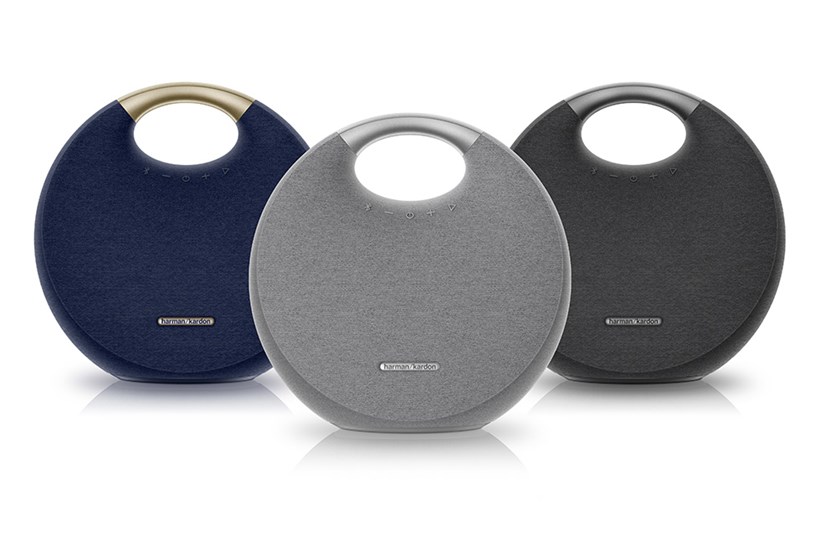 Harman Kardon Onyx Studio 5 có 3 gam màu trung tính, phù hợp với nhiều đối tượng người dùng khác nhau.