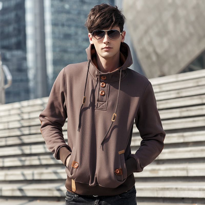 Hoodie luôn dẫn đầu xu hướng và mang phong cách hiện đại.