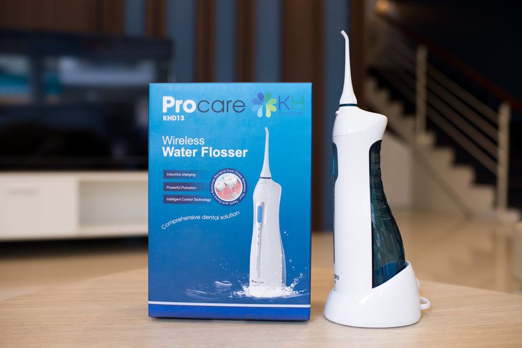 Máy tăm nước Procare - thiết bị chăm sóc răng miệng cho cả gia đình.