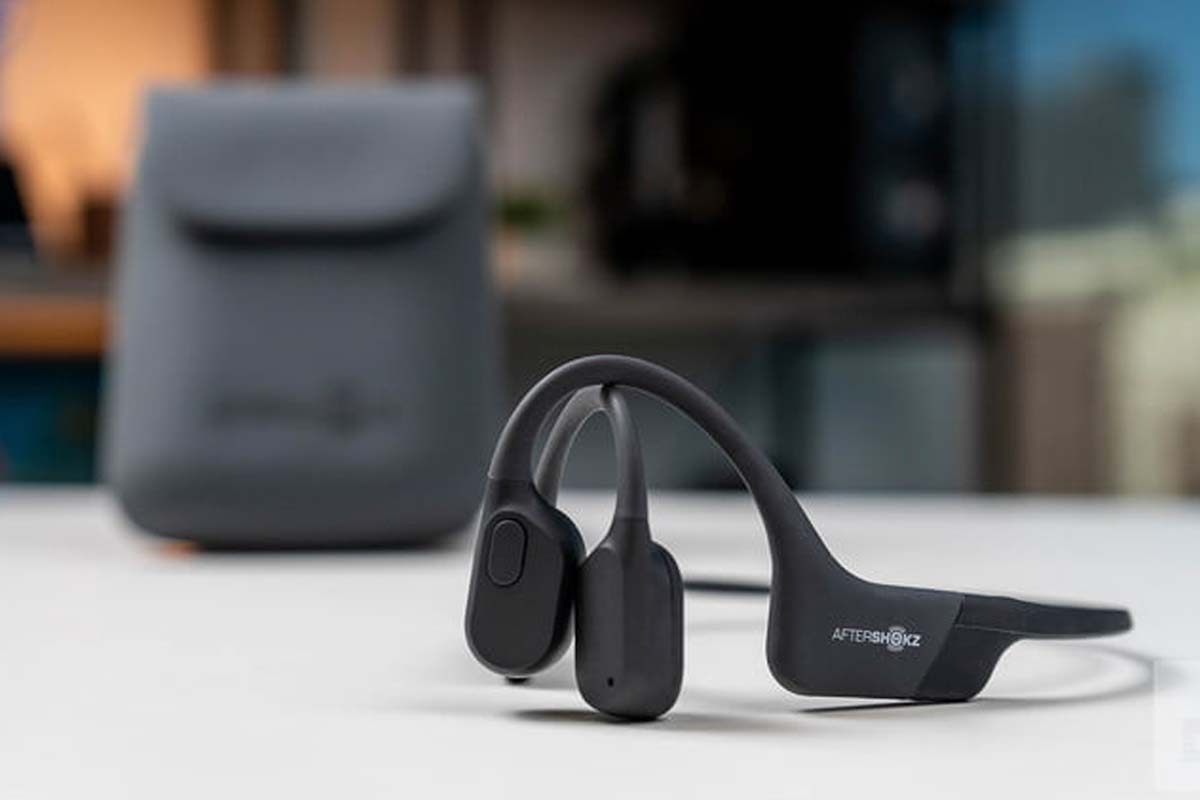 Review tai nghe Aftershokz - tai nghe truyền âm thanh qua xương