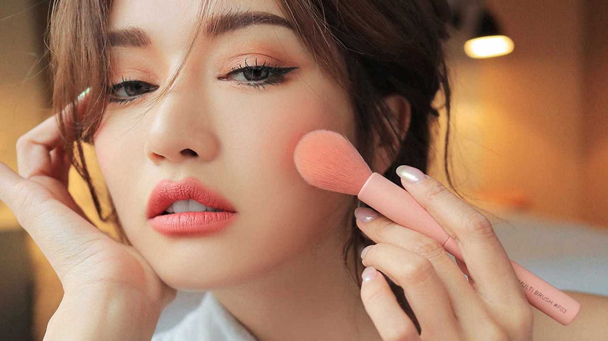 cách giữ lớp makeup lâu trôi