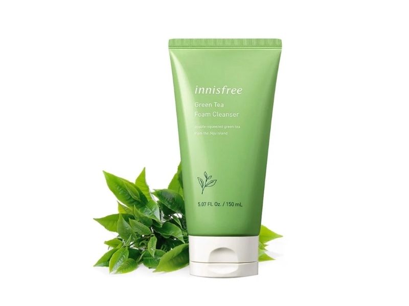 Sản phẩm Innisfree Green Tea Foam chứa chiết xuất trà xanh tự nhiên