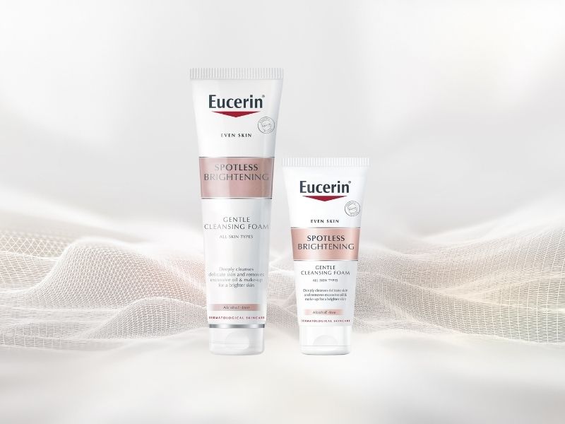 Eucerin Spotless Brightening Cleansing Foam với 2 dung tích 50g và 150g