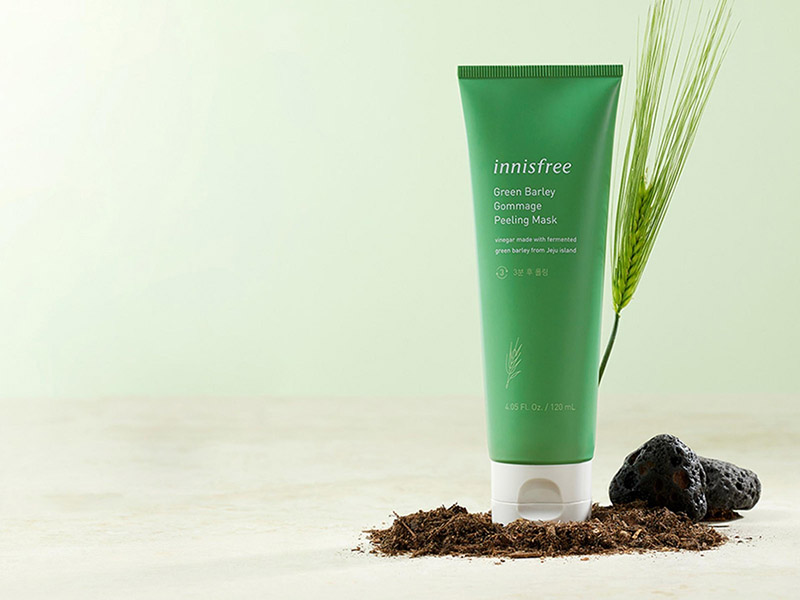 Sử dụng gel tẩy tế bào chết của Innisfree lâu dài có thể làm sáng màu da