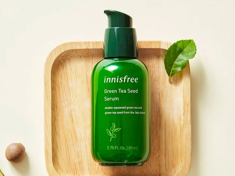 Mua serum Innisfree Green Tea Seed ở đâu (Nguồn: nudieglow.com)