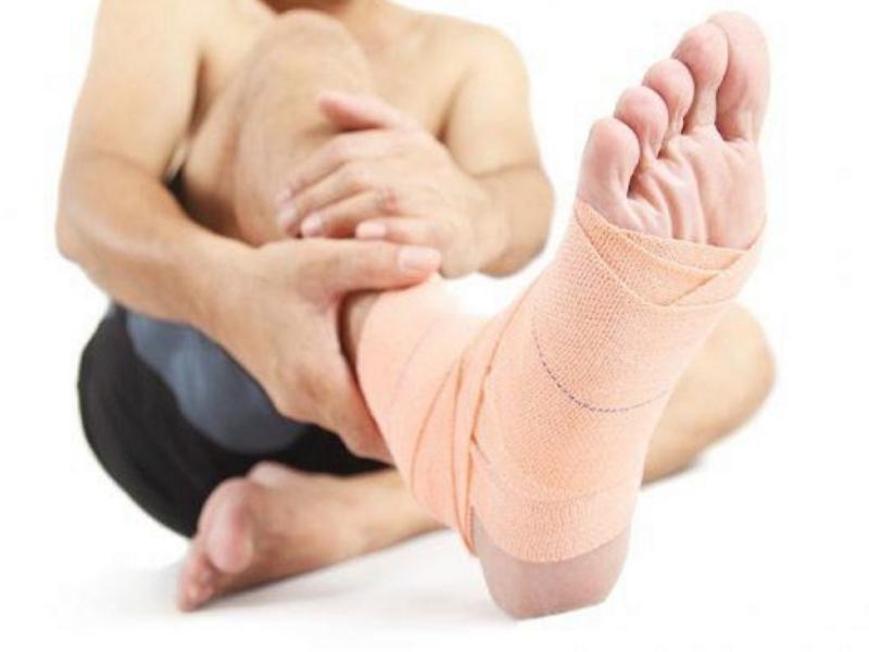Hạn Tam Kheo liên quan đến các vấn đề xương khớp, chân tay