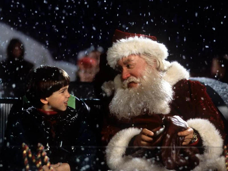 Khung cảnh đáng nhớ trong The Santa Clause phiên bản 1994 