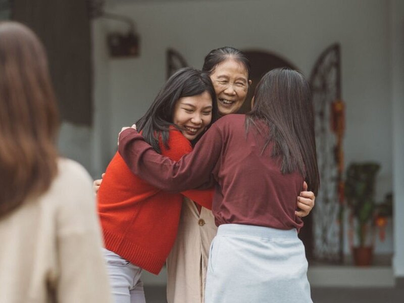 Những lời chúc hay sẽ giúp không khí tết thêm vui vẻ, bình yên. (Nguồn: Getty Images)