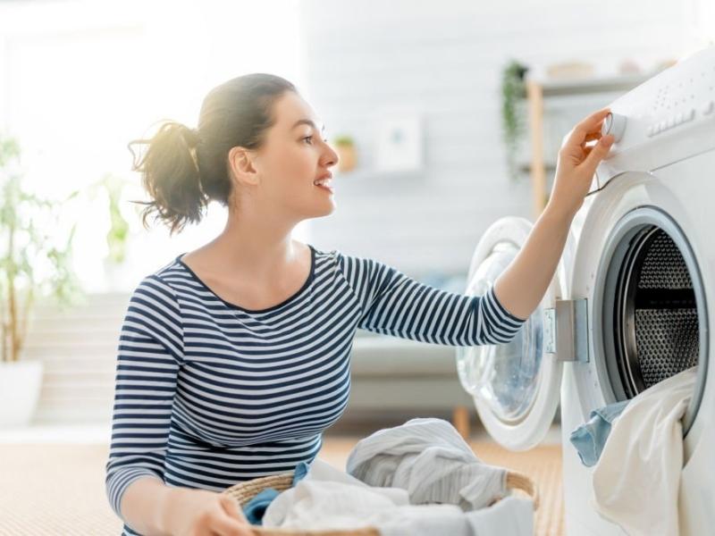 cách sử dụng máy giặt để quần áo thơm