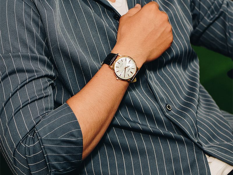 Mẫu đồng hồ đeo tay Orient FGW0100AW0