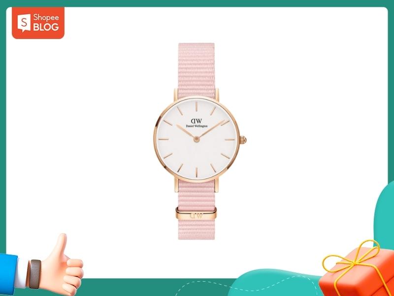 Daniel Wellington Petite Rosewater là số ít trong các mẫu đồng hồ DW nữ theo phong cách dễ thương (Nguồn: Shopee Blog)