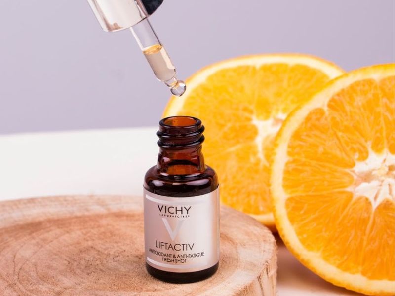 Serum Vichy Vitamin C pure 15% với các thành phần chiết xuất từ nguồn khoáng tự nhiên