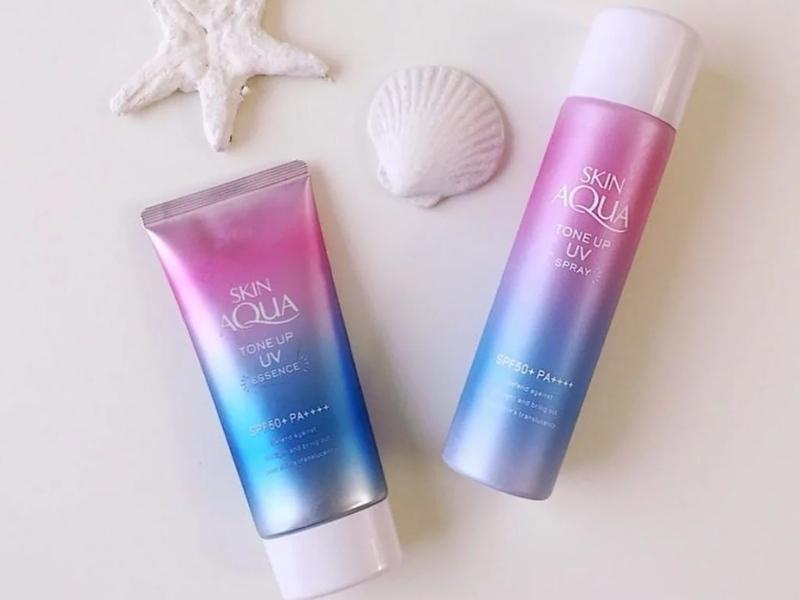 Vỏ ngoài lấp lánh của kem chống nắng Skin Aqua Tone Up (Nguồn: damask.vn)