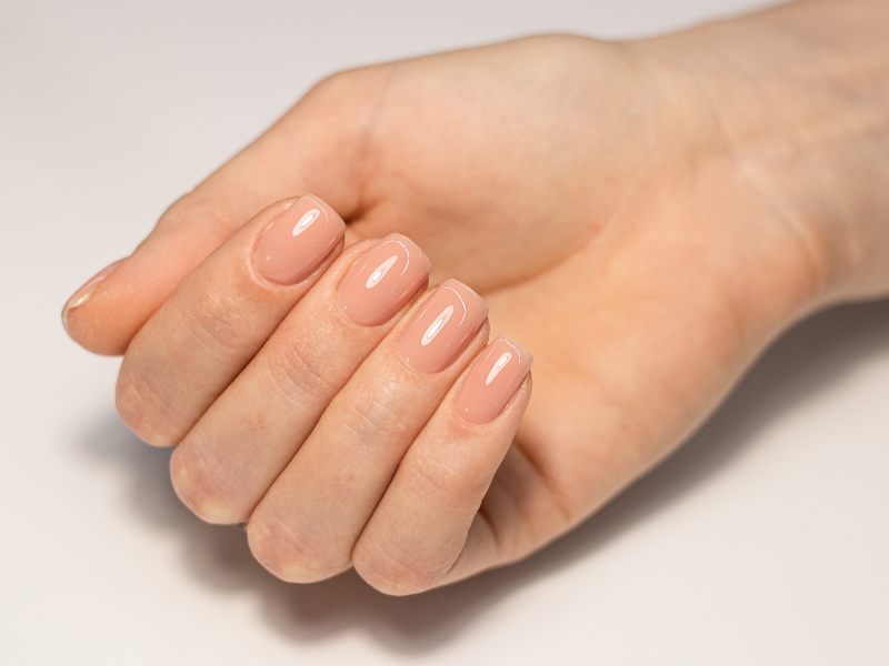 chăm sóc mẫu nail tại nhà