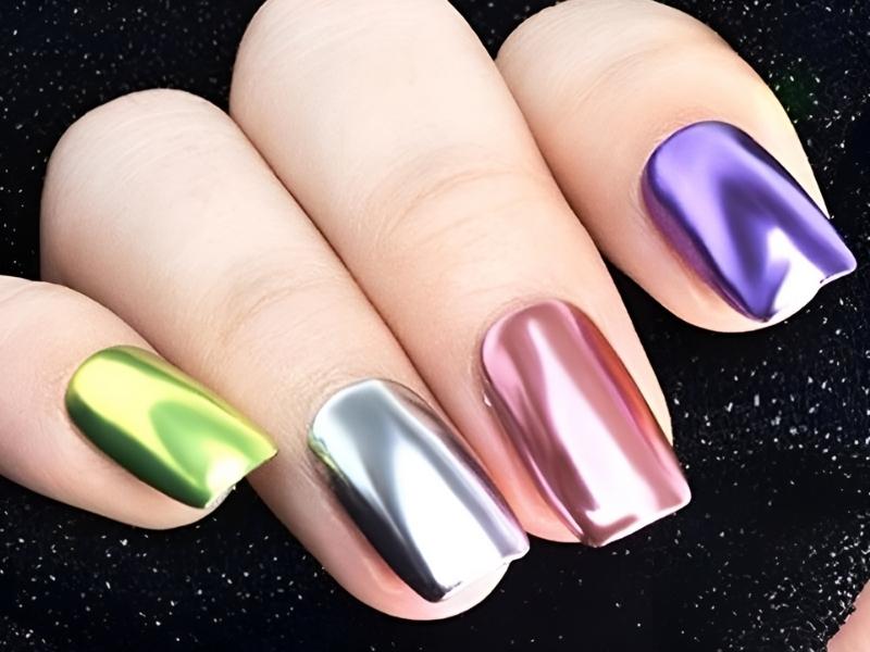 Mẫu nail phối các màu metallic ánh kim 