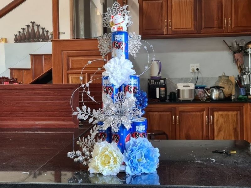 Tháp Nước ngọt Pepsi màu xanh dương