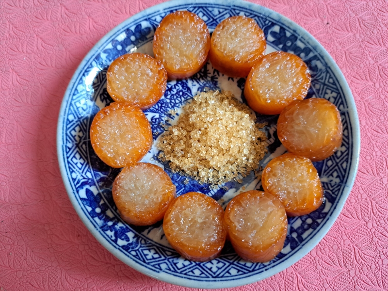 Bánh tét nước tro 