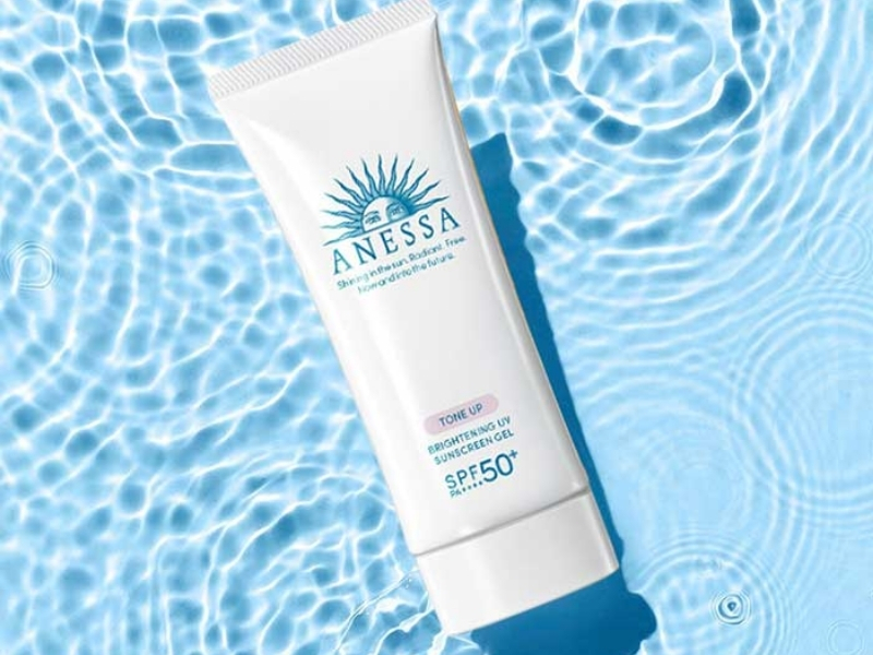 Anessa Tone Up Brightening UV Sunscreen Gel SPF50+/PA++++