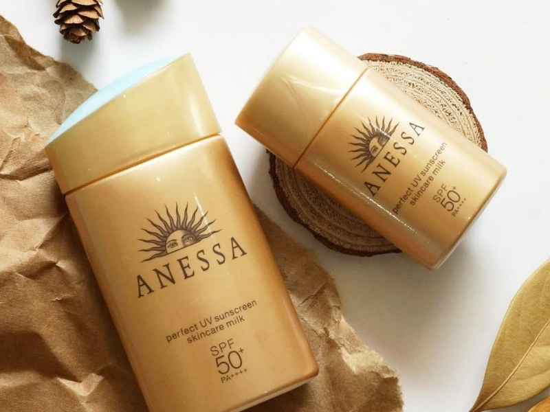  Anessa Perfect UV Skincare Milk SPF 50+ PA++++