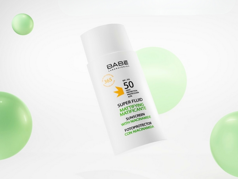 BABE Super Fluid Mattifying Sunscreen