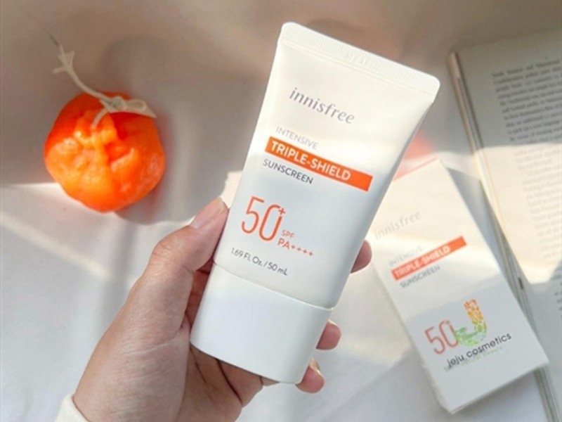 Kem chống nắng Innisfree Triple Shield SPF 50 cho da khô