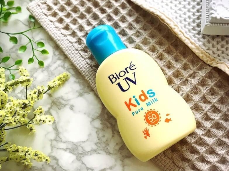 Kem chống nắng đi biển Bioré Kids Pure Milk 