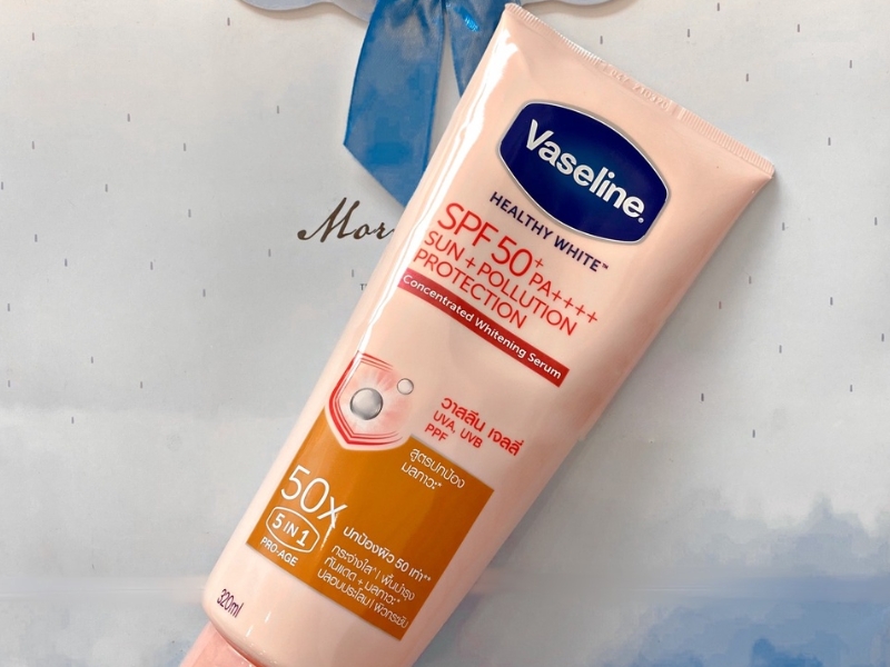 Kem chống nắng Vaseline Sun + Pollution Protection