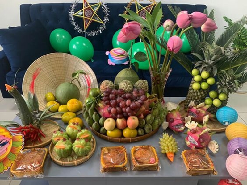 mâm cỗ trung thu truyền thống