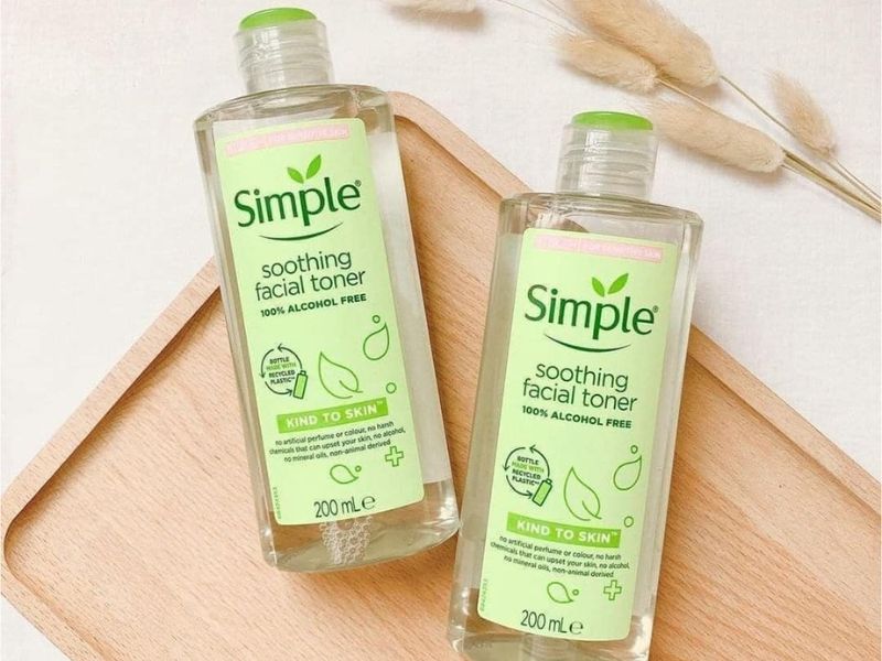 Simple Kind To Skin Soothing Facial Toner