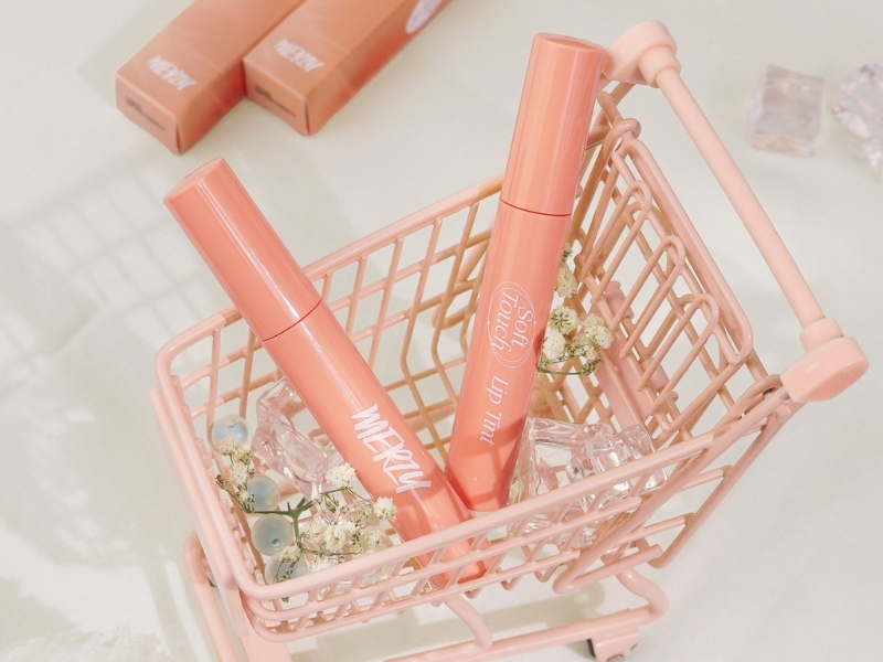 Son kem lì Soft Touch Lip Tint của Merzy