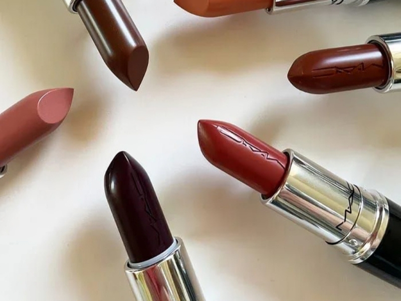 Son thỏi bóng MAC Lustreglass Sheer Shine Lipstick