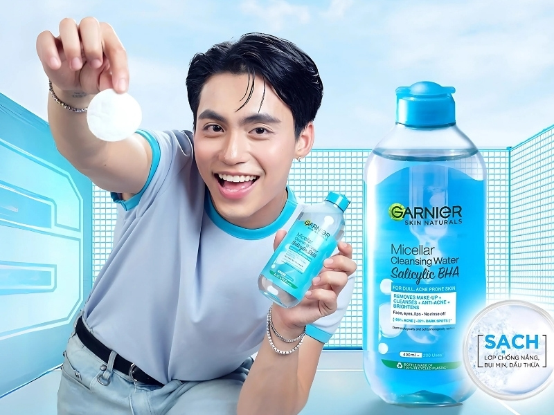 Nước tẩy trang Garnier cho da dầu mụn