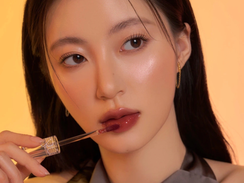 Son Romand Glasting Water Tint tone nâu đất