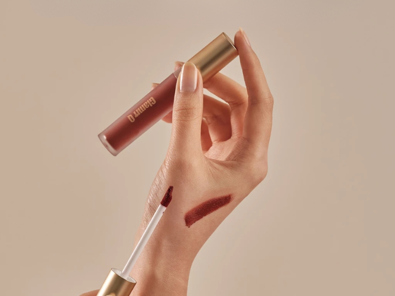 Son kem lì Glamrr Q Long Wear Lip Cream