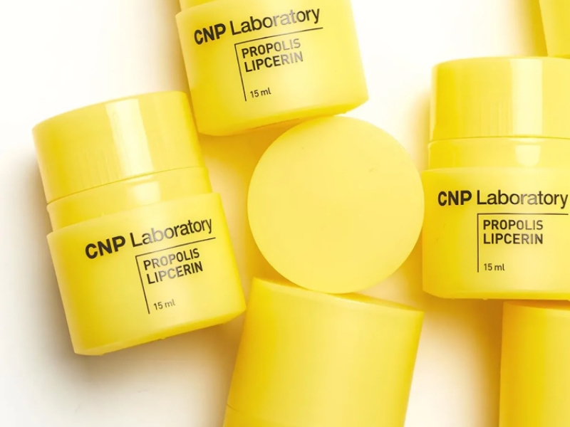 CNP Laboratory son dưỡng môi keo ong Propolis Lipcerin