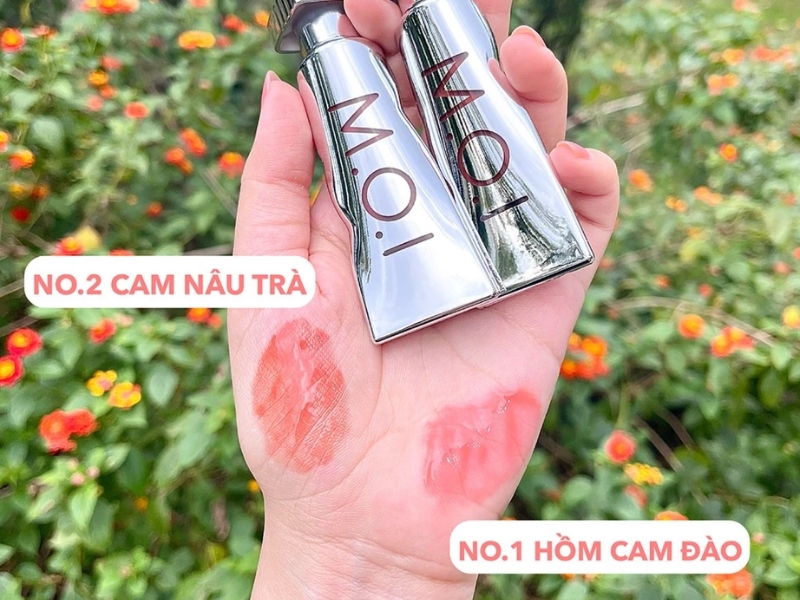 Màu son của M.O.I Jelly Lip Gloss phiên bản giới hạn