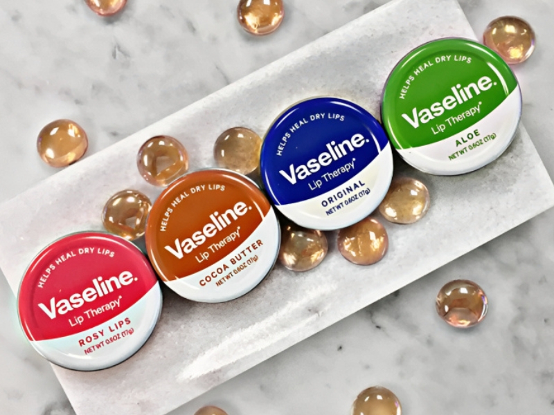 Vaseline Lip Therapy dưỡng môi