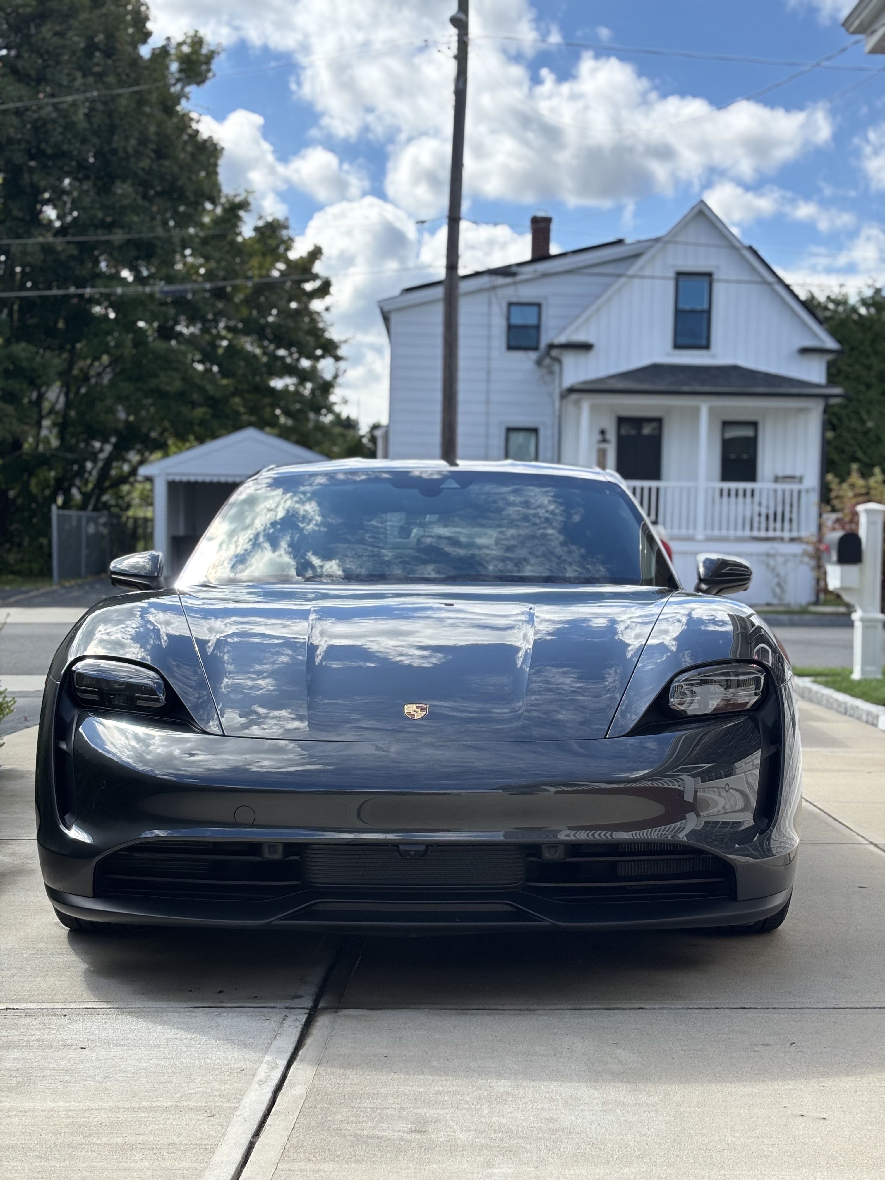 Detailed black car side profile