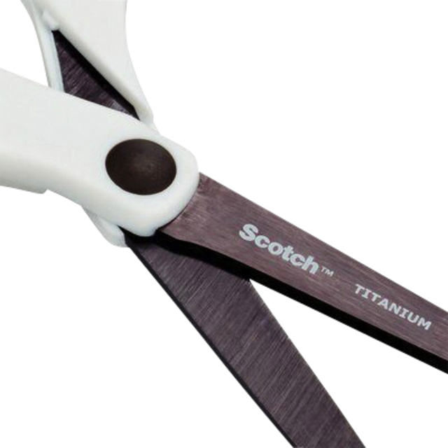 Schaar Scotch 20cm titanium met groot oog blister