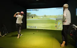 150kr studentrabatt hos Indoor Golf Group