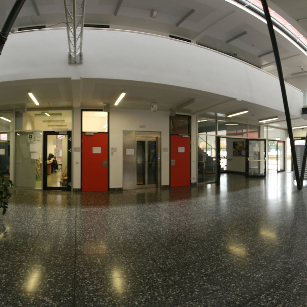 Aula vorne